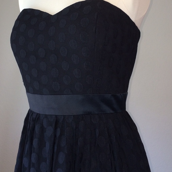 Hello Hollidays! WHBM dot lace mesh overlay dress, size 0 - Picture 2 of 4